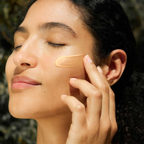 Fluide Solaire Invisible Anti-Taches SPF50+ 50ml – Laboratoires de Biarritz